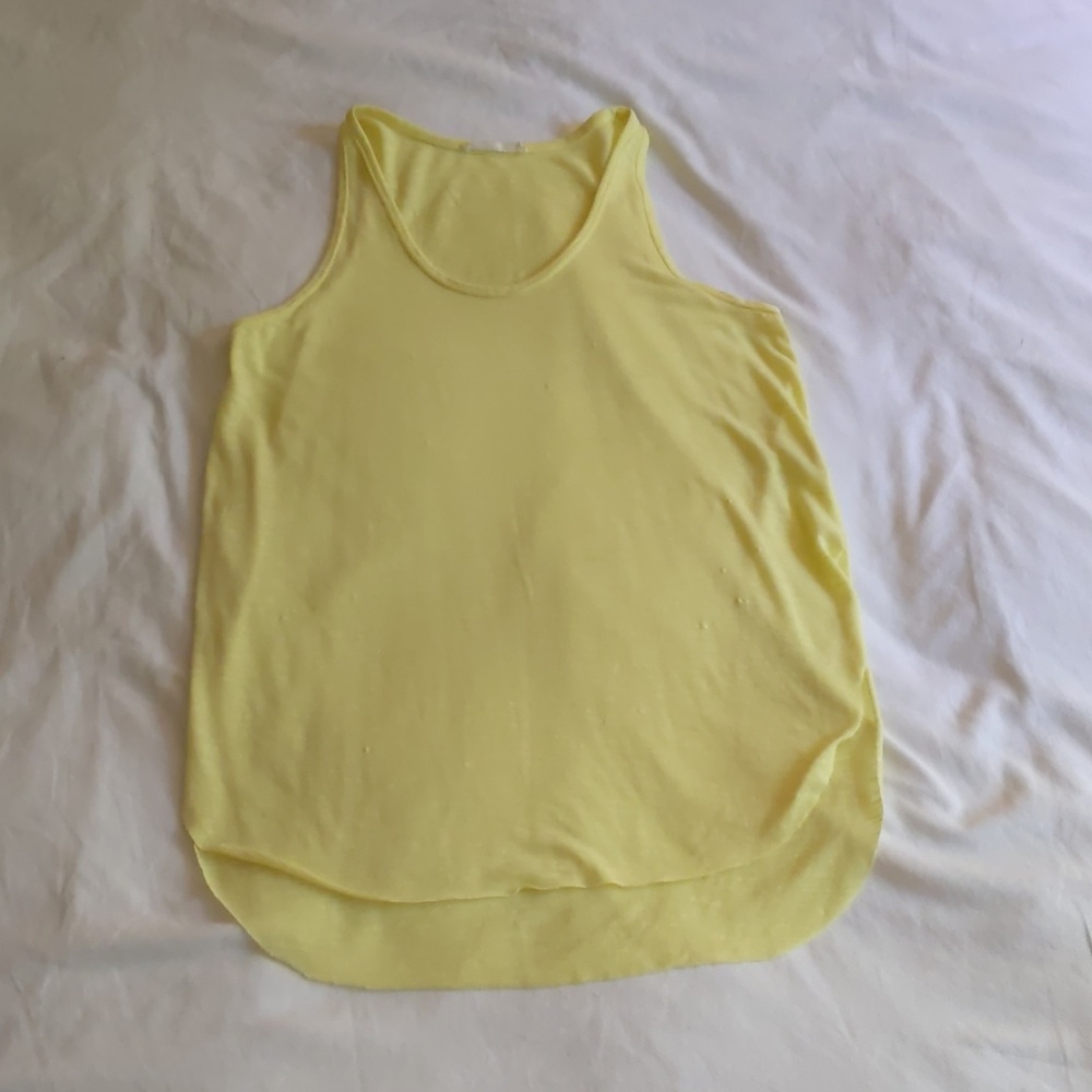 Lush yellow high low tank